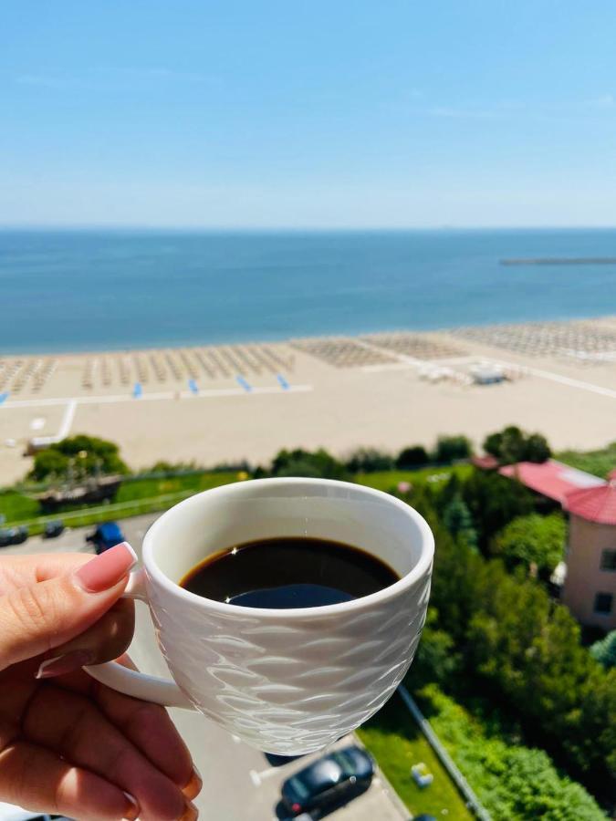 Sea View *